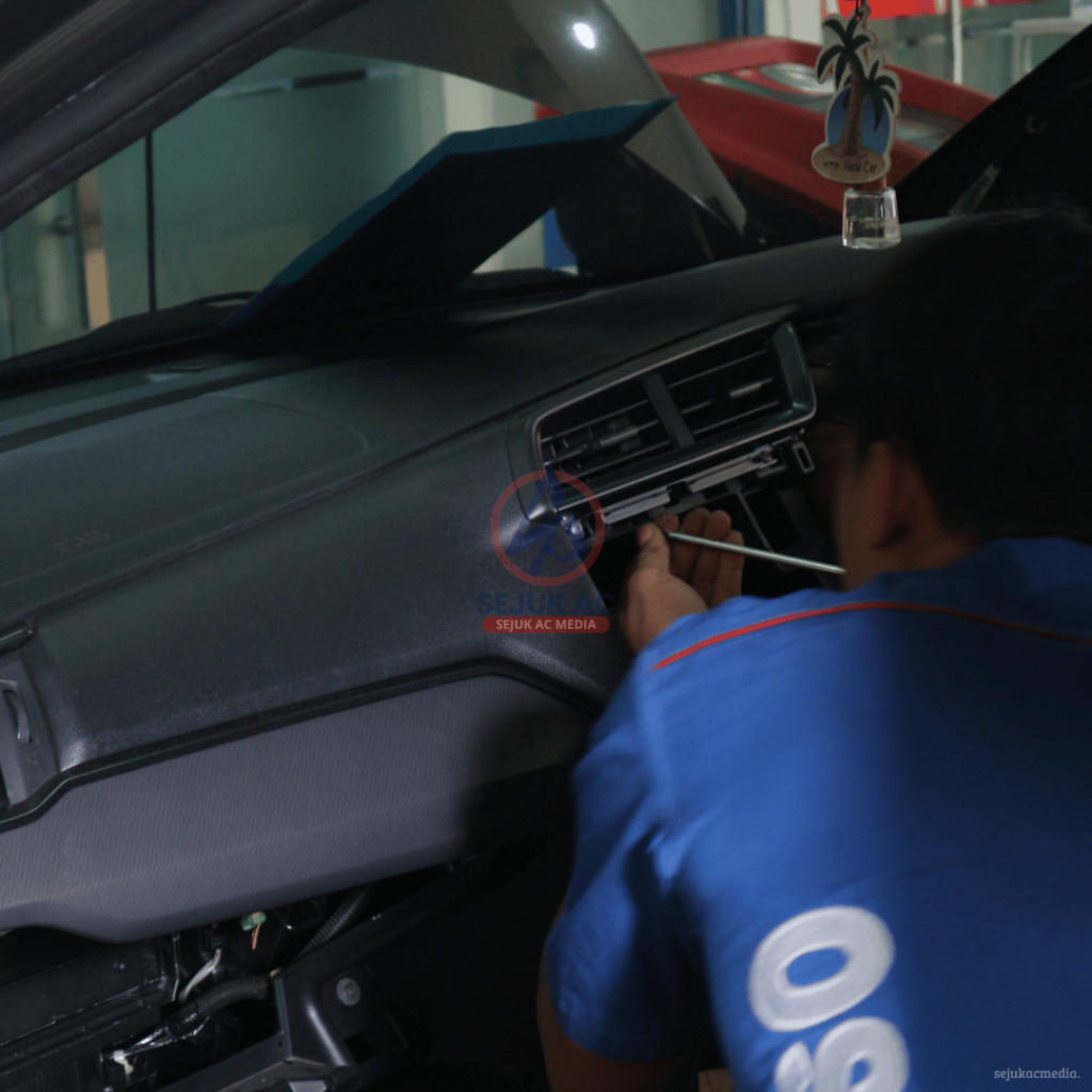AC Mobil Tidak Stabil