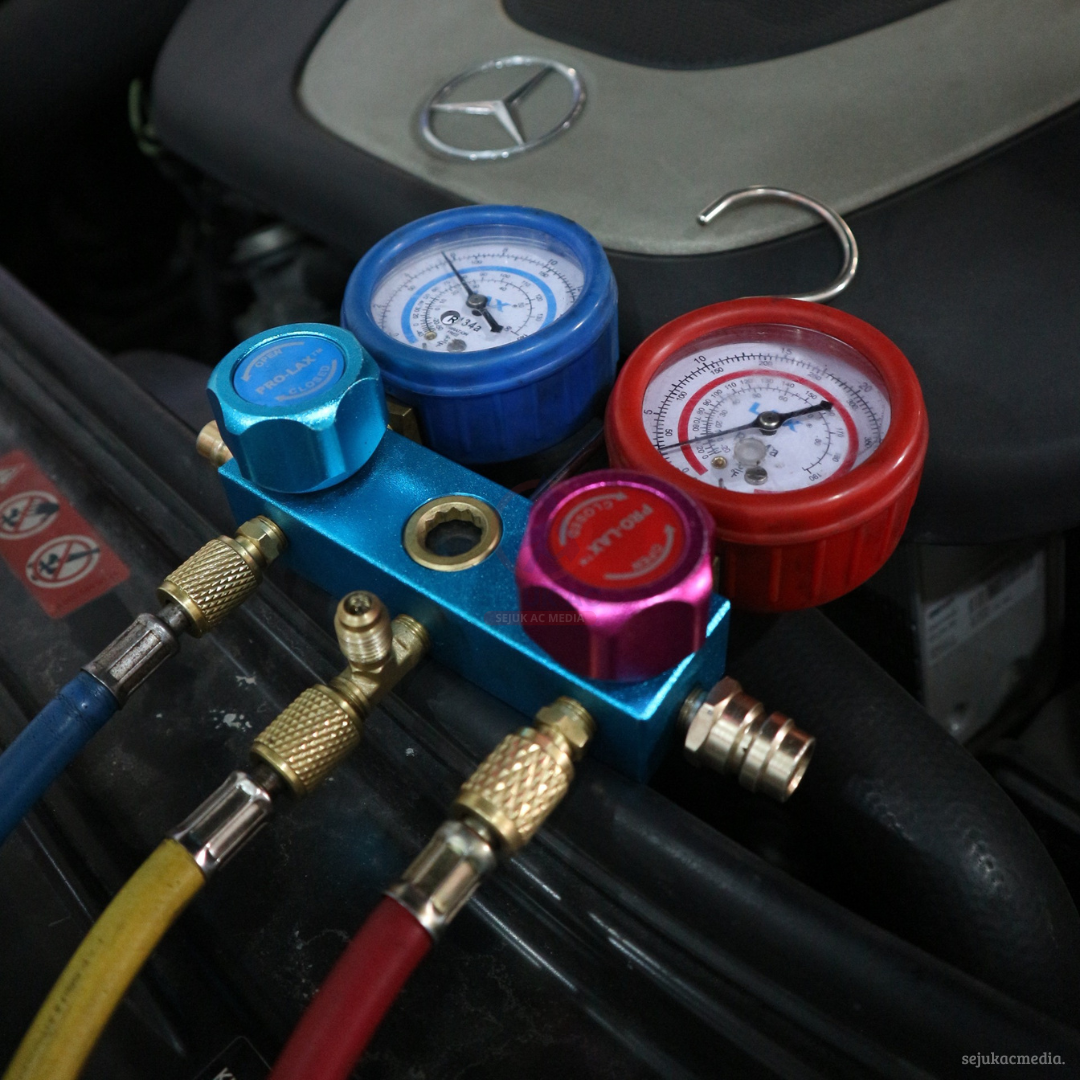 ac mobil bocor
