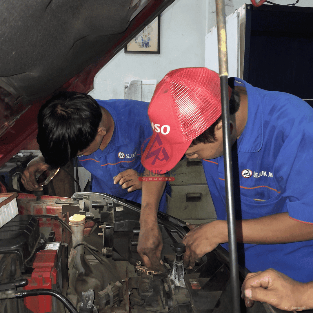 Solusi AC Mobil Bocor