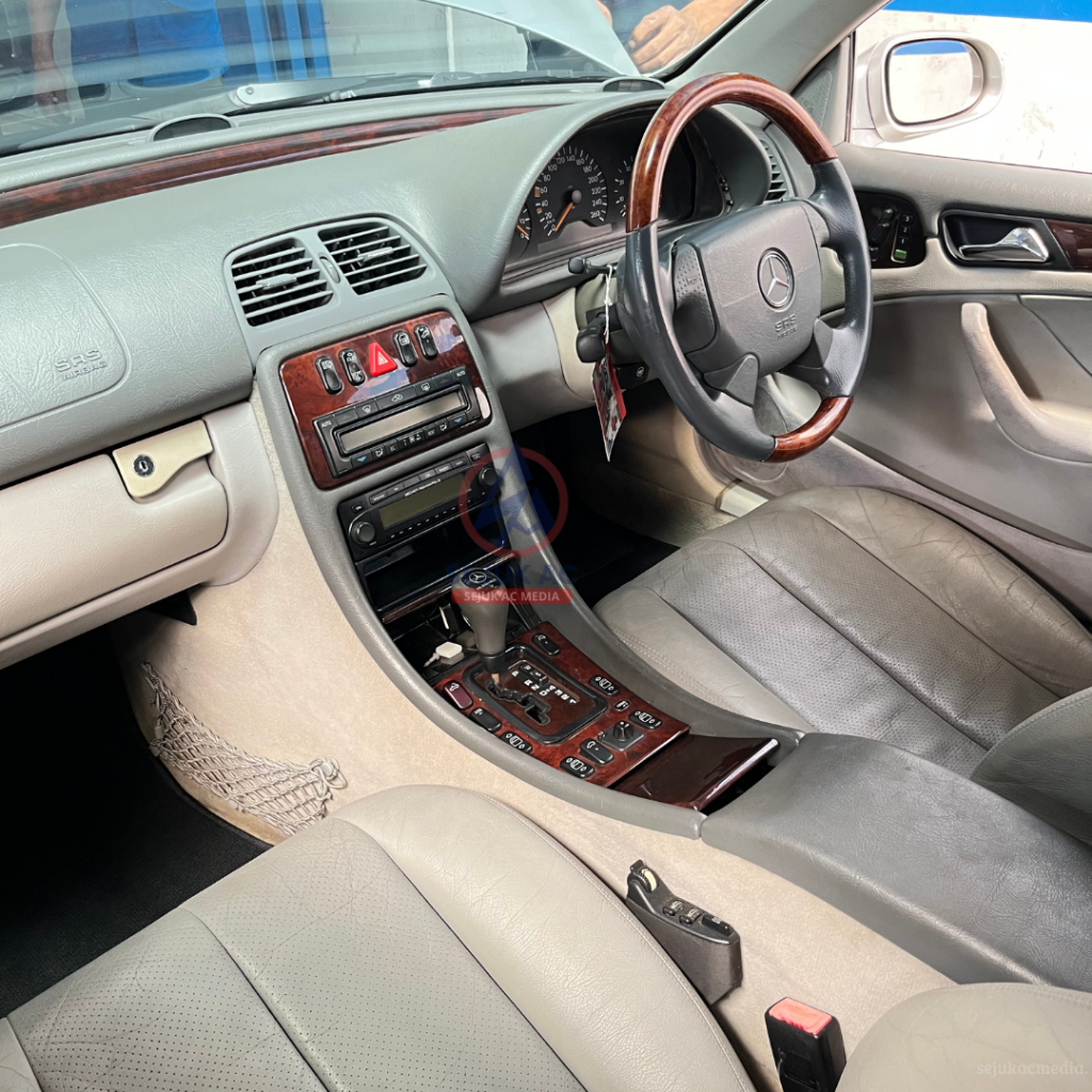 AC Mercedes CLK320 tidak dingin