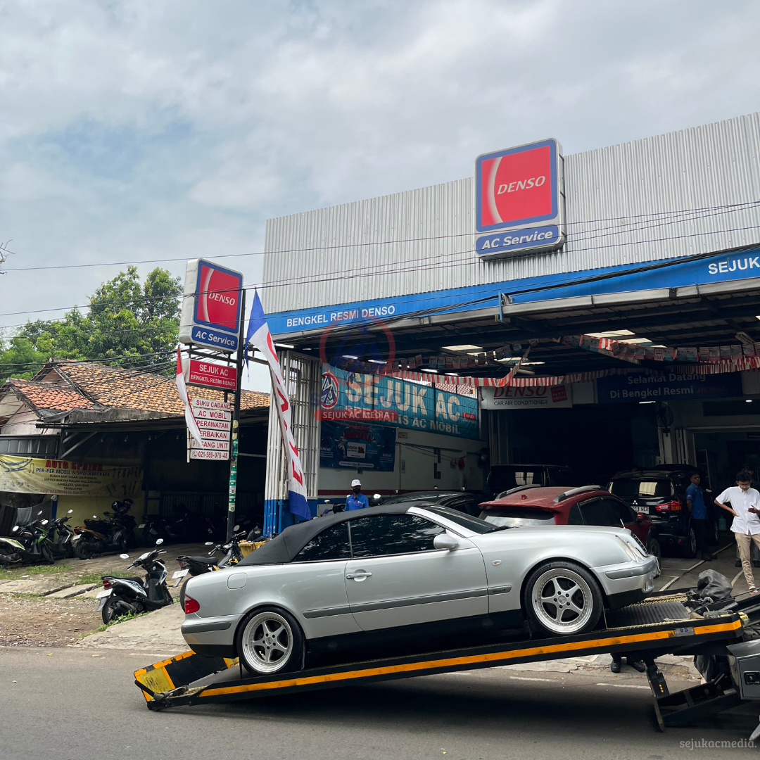AC Mercedes CLK320 tidak dingin