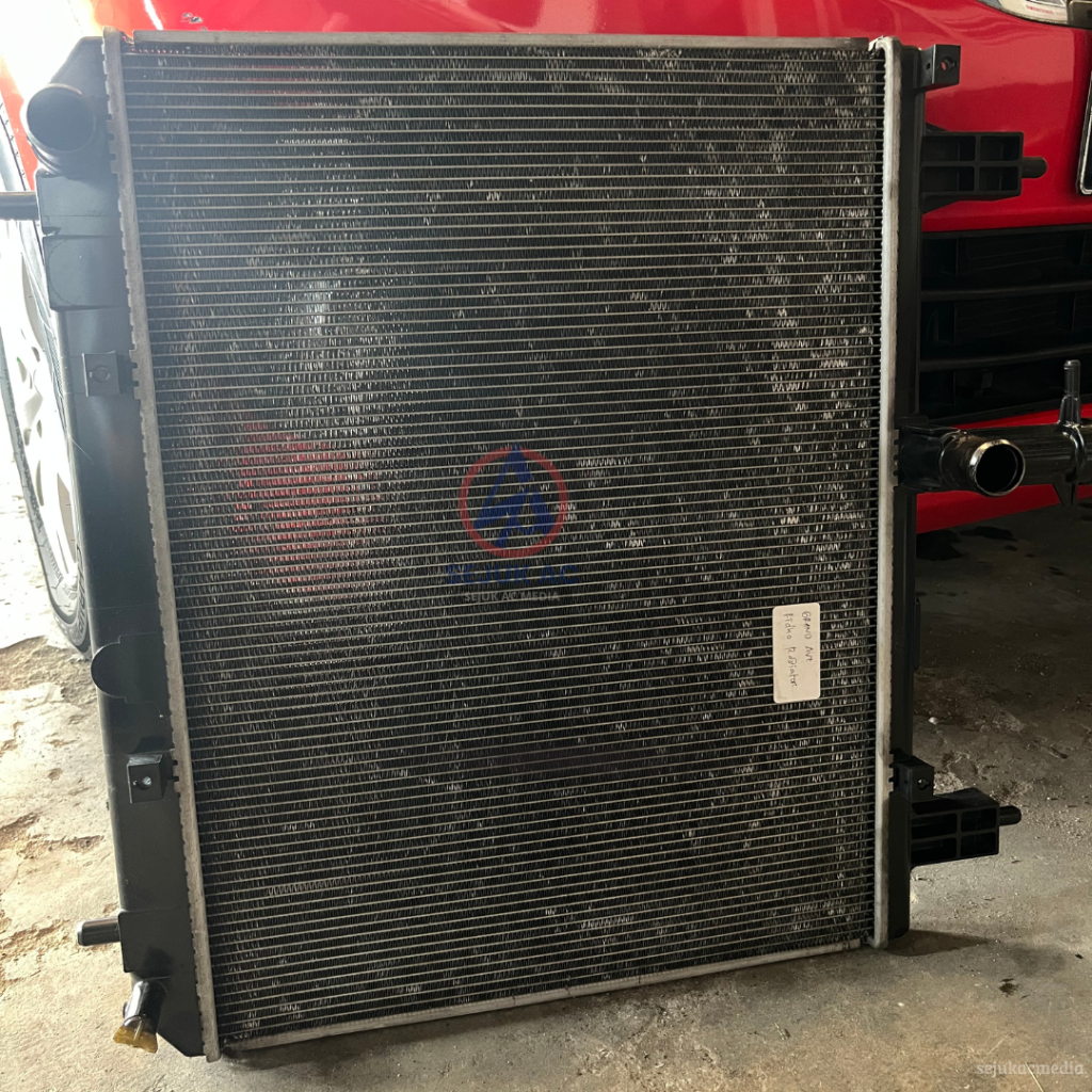 Radiator Bocor
