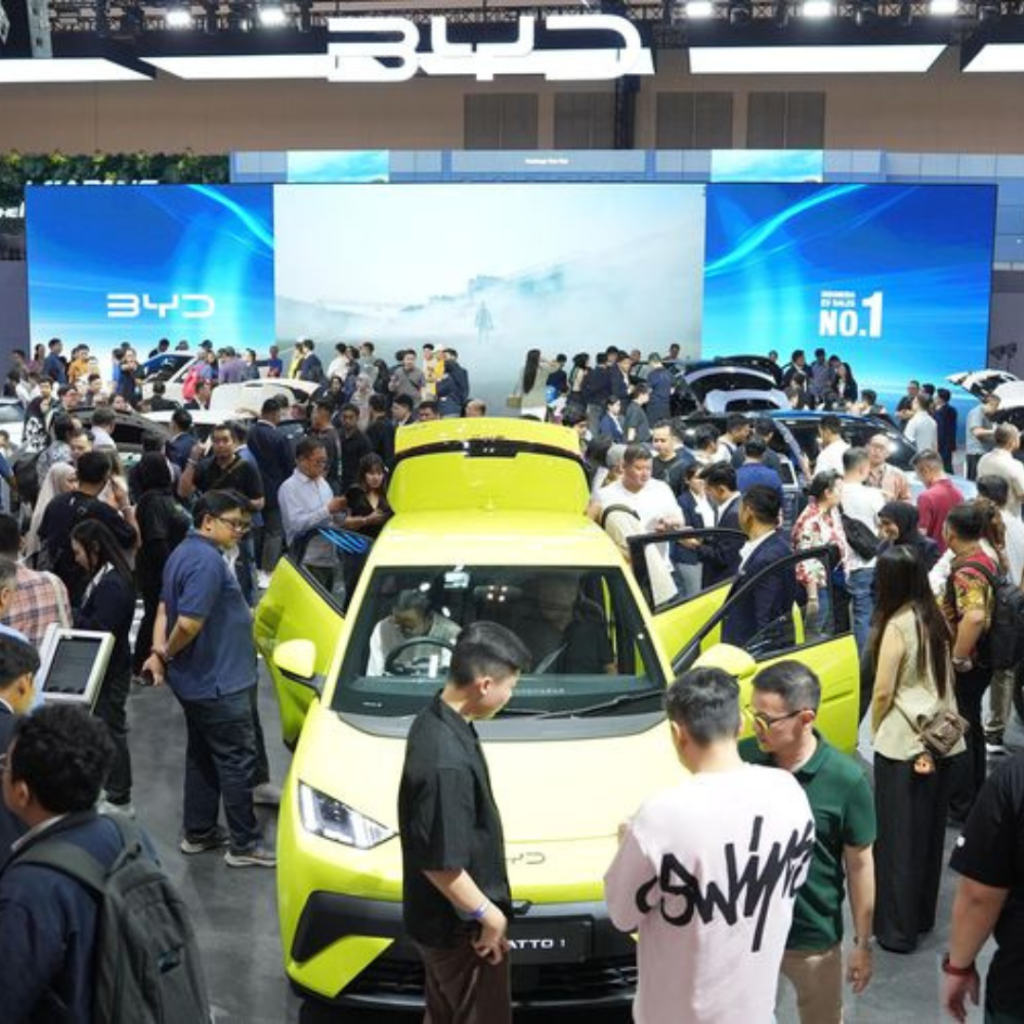 Top 5 Mobil Paling Diburu di GIIAS 2025