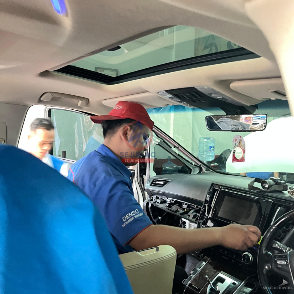 air ac mobil menetes di dalam