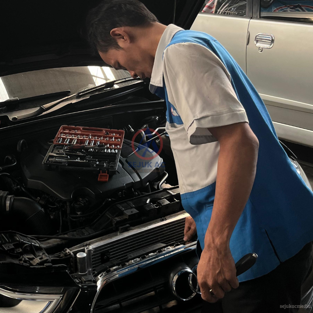 cek ac mobil sendiri