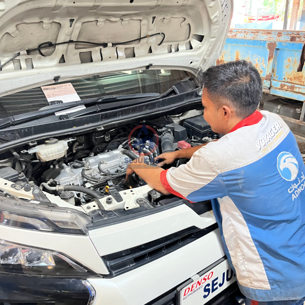 mobil bunyi cit-cit saat start pagi
