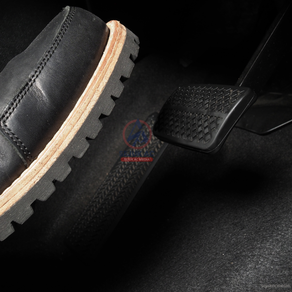 Kopling Mobil Manual