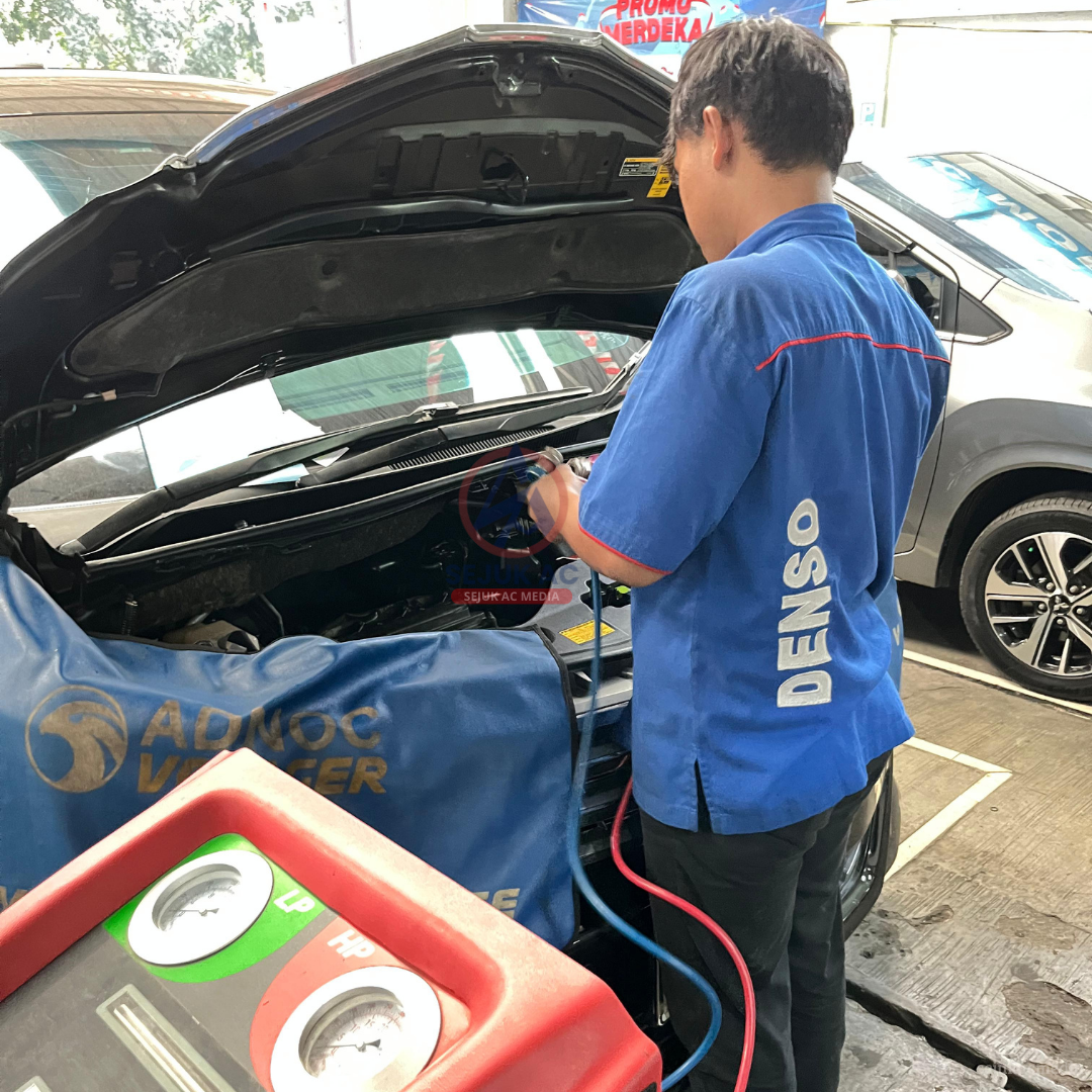 Service AC Mobil Alphard