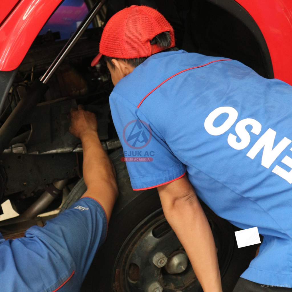 Servis AC Mobil Damkar Jakarta Barat
