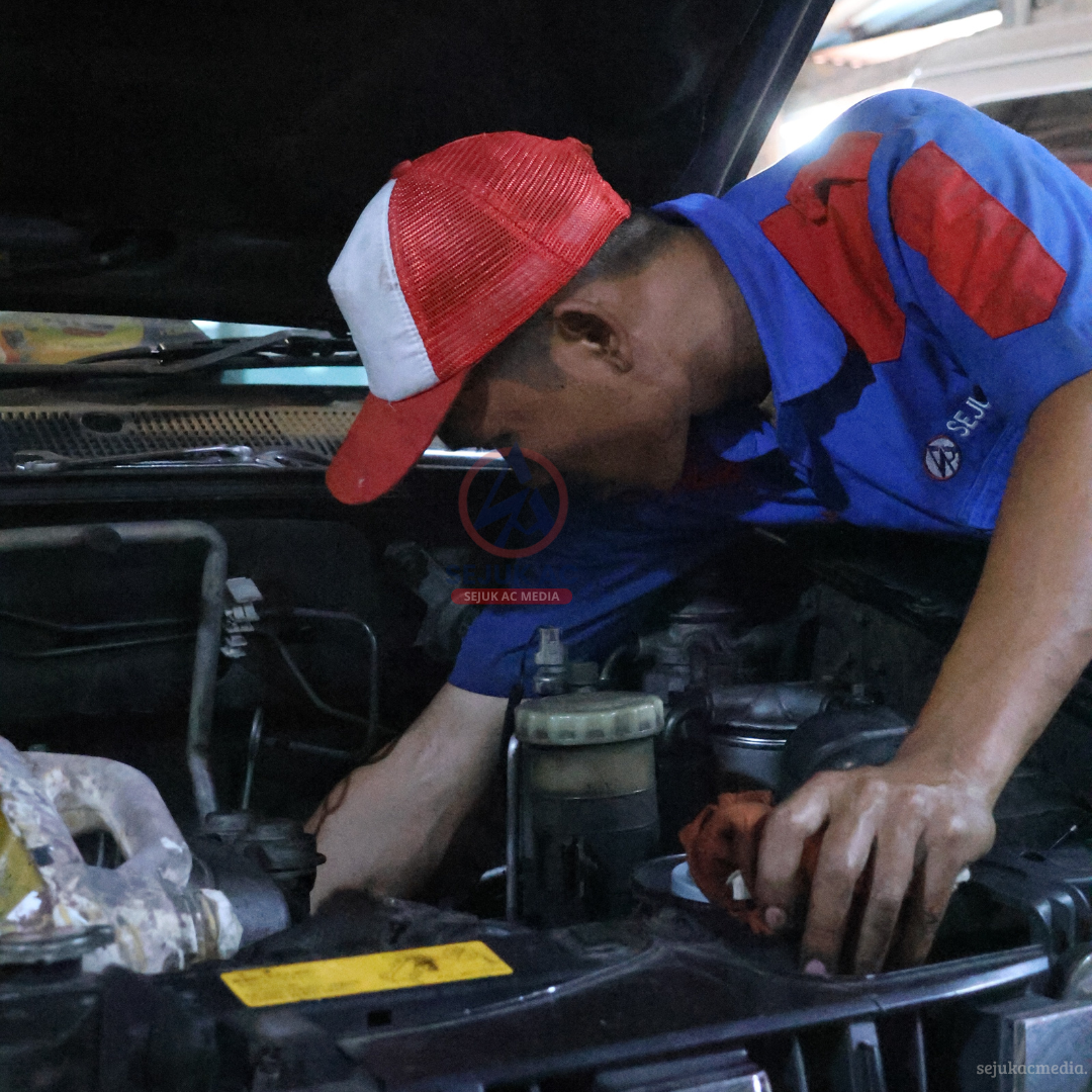 Mesin Mobil Ngelitik