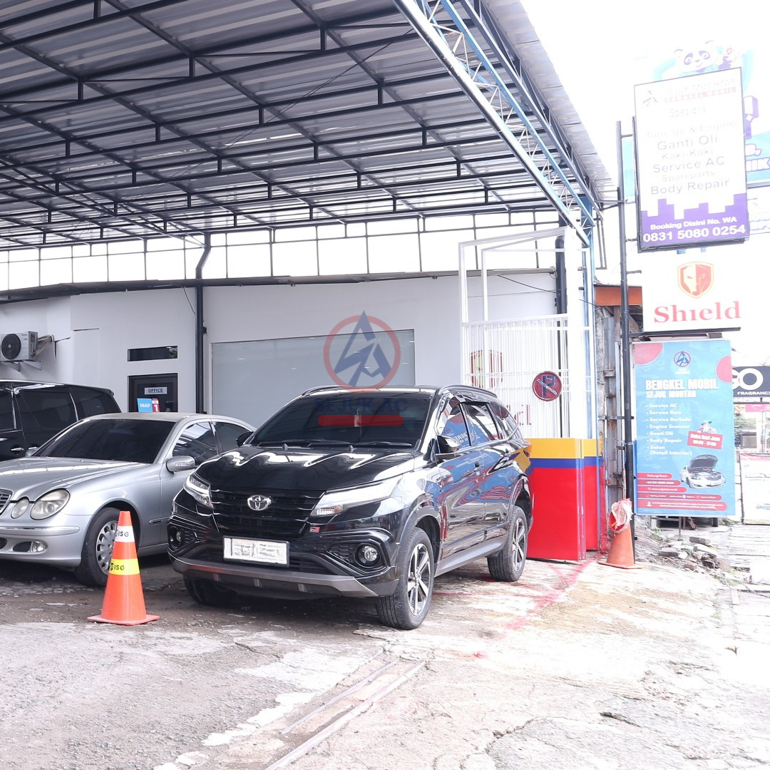 10 Persiapan Mobil Sebelum Liburan