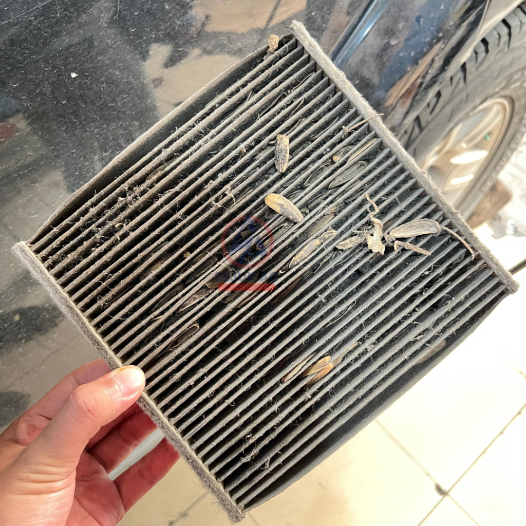 Filter kabin AC mobil tersumbat