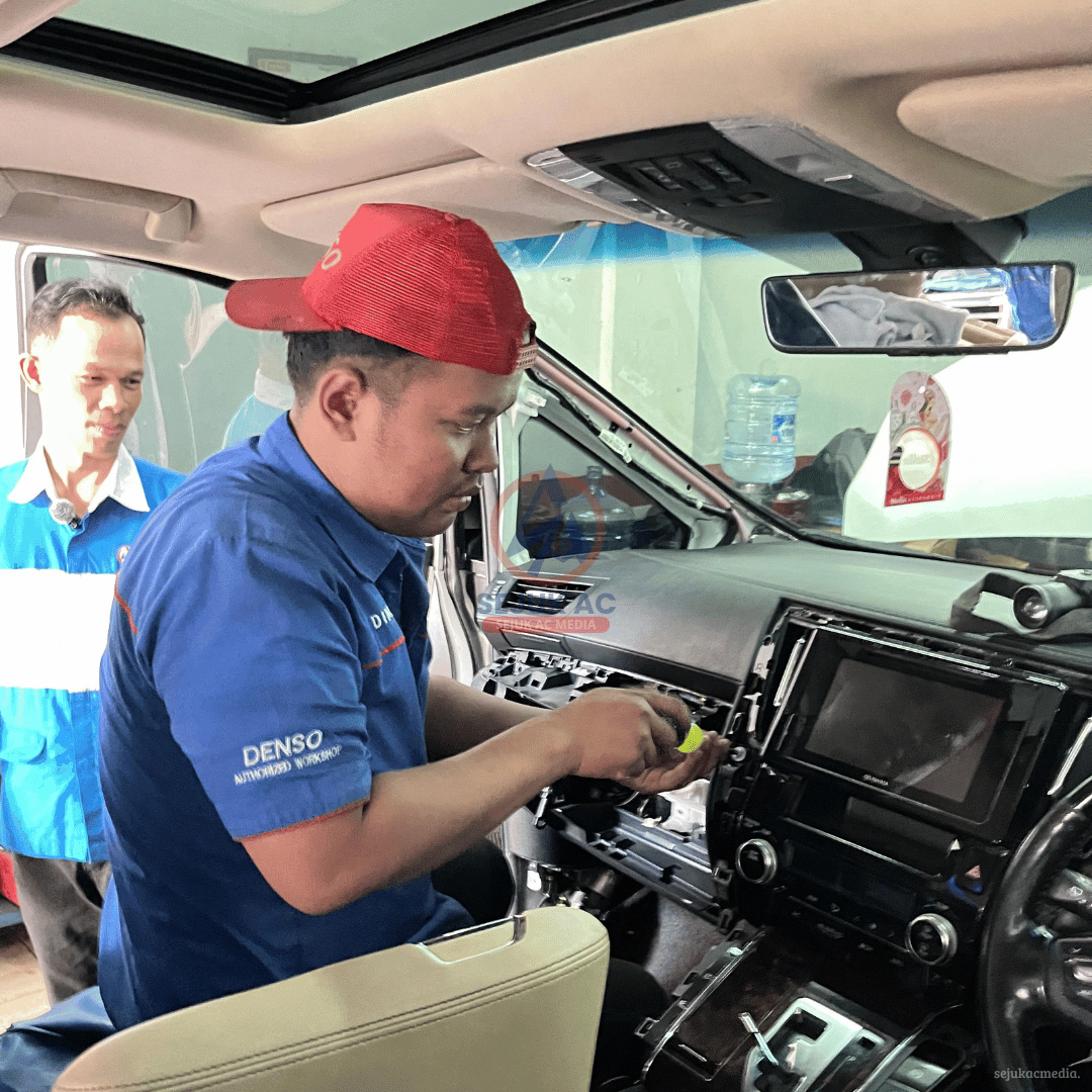 Parfum Mobil Bentuk Gel Bikin Evaporator AC Berlendir