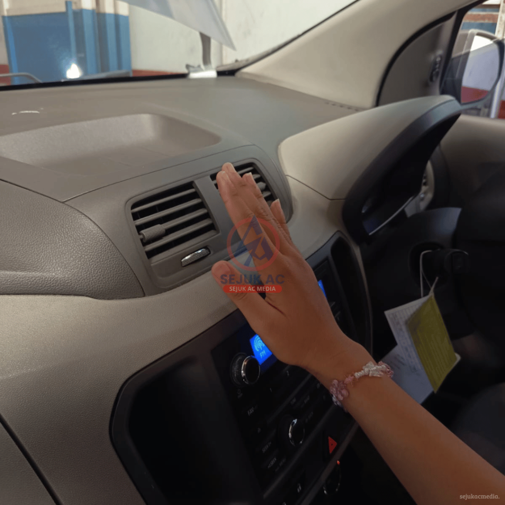 AC Mobil Bau Tidak Sedap
