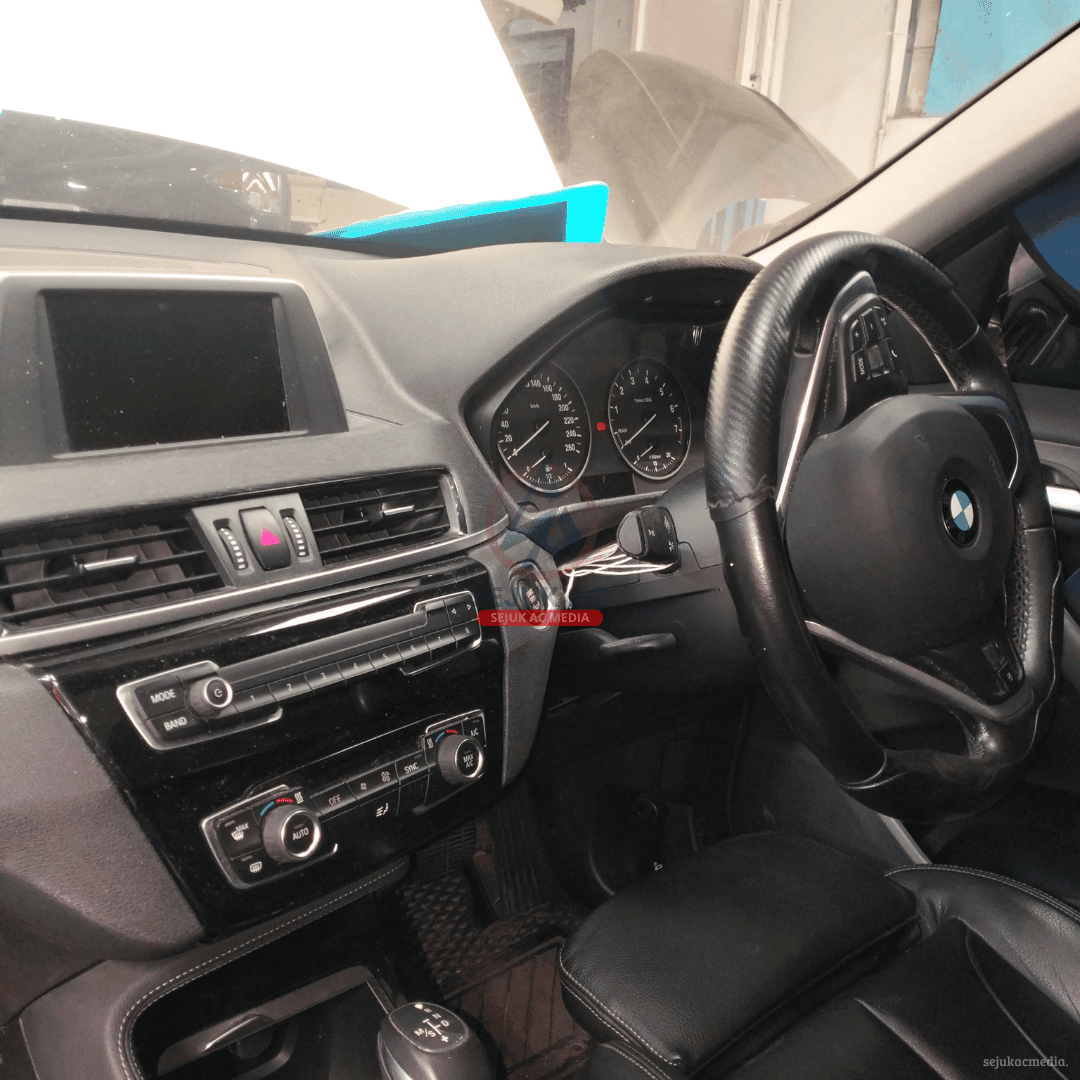 ac mobil dingin sebelah