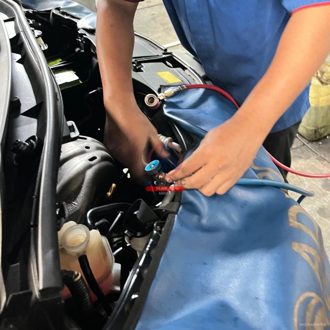 servis ac mobil harus bongkar dashboard
