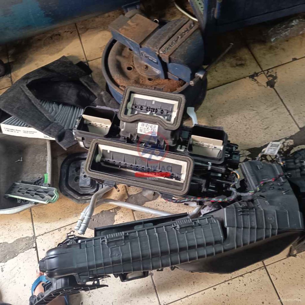 kelistrikan ac mobil