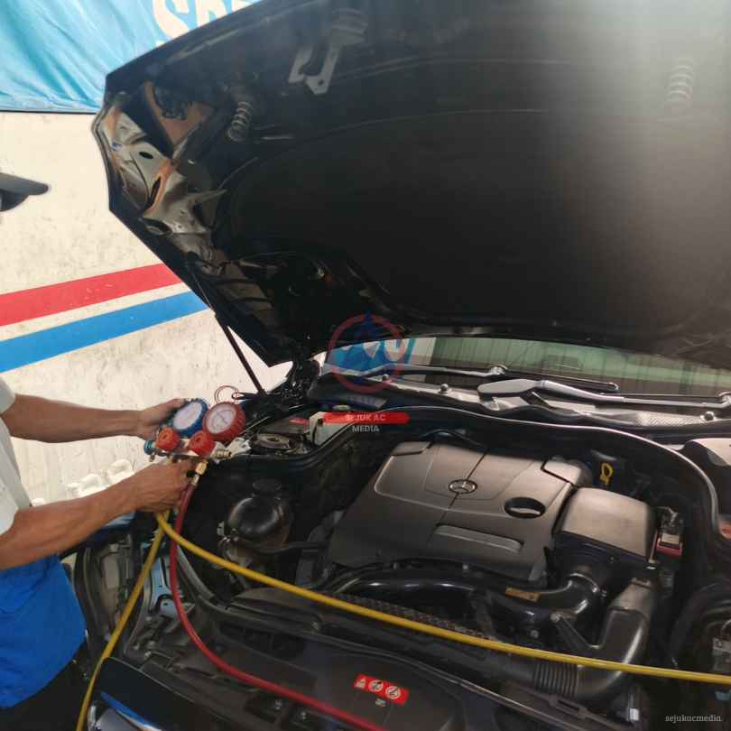 overhaul kompresor ac mobil