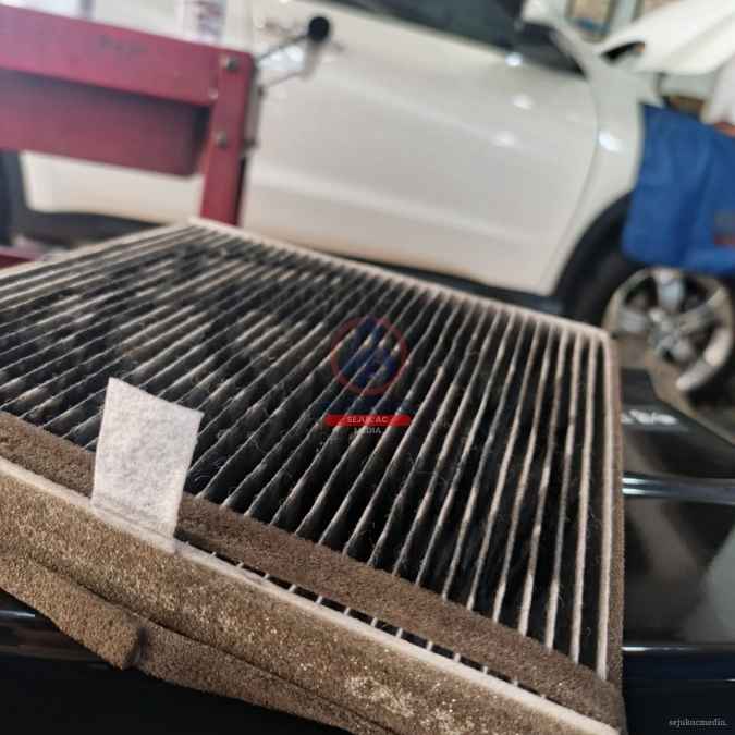filter ac mobil terbalik