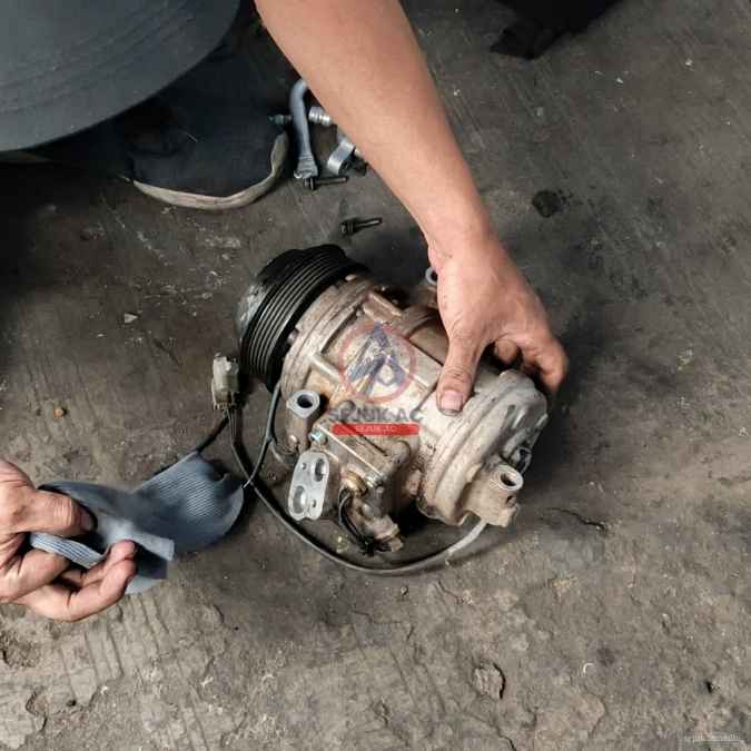 dampak negatif saat oli kompresor ac mobil kebanyakan pada sistem pendingin kabin