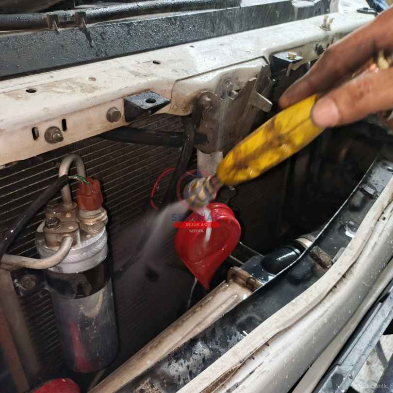 ciri air radiator mobil harus diganti